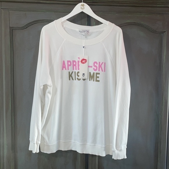 Wildfox 🦊💋 apres ski kiss me sweatshirt - Picture 3 of 8
